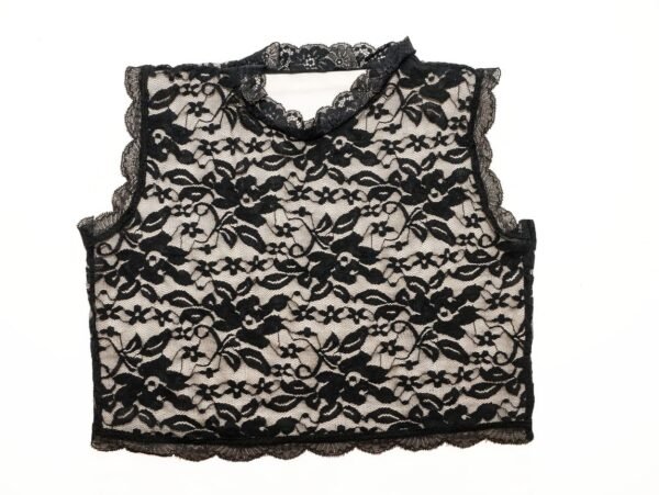 Women'S Lace short Top - Solid black or white with floral Pattern.